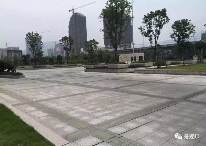 室外地面石材泛碱怎么办,石材泛碱怎么清理