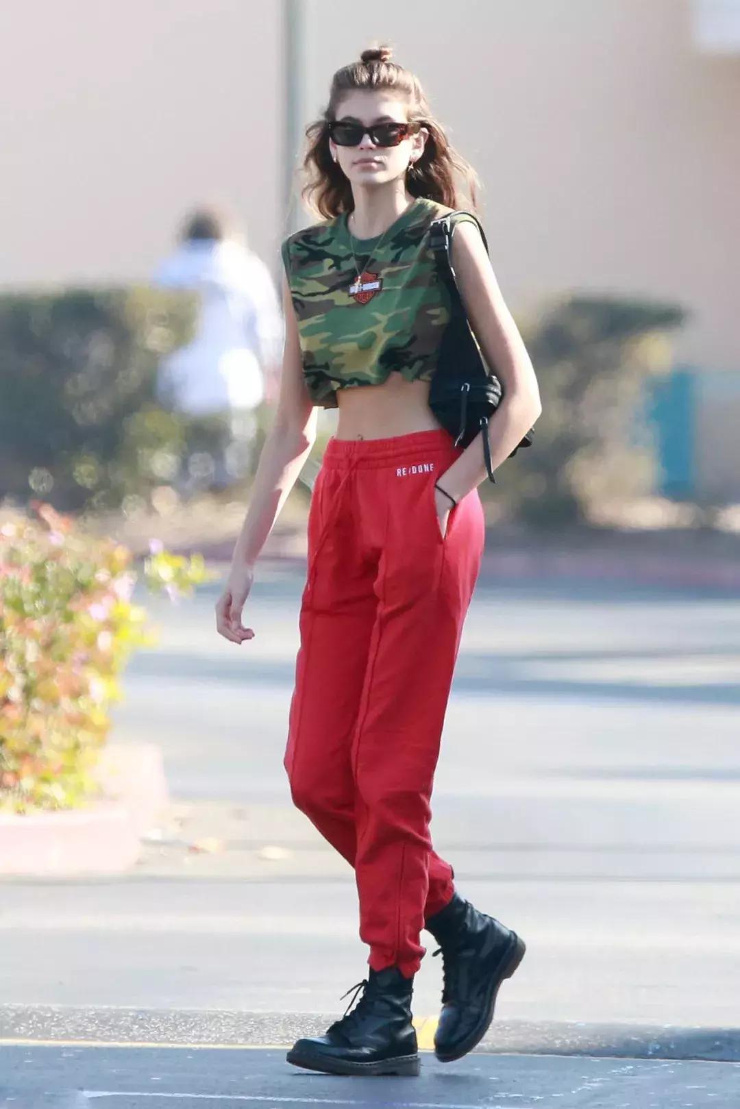 小个子微胖女生怎么穿搭比较显高,小个子穿什么长度的裙子显高