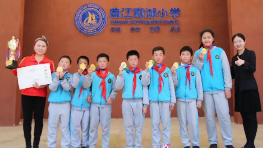 第二届校园足球赛拉开帷幕,曲江新区首届校园足球联赛