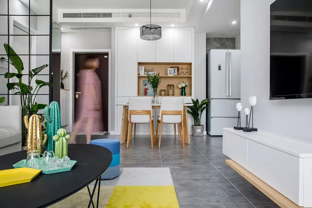 2米6墙面悬空电视柜怎么做,客厅85寸电视柜做多高