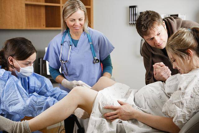 生孩子原来是这么简单的事,生孩子毫无体验感