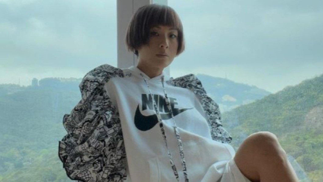 陈奕迅与阿迪解约后穿什么,陈奕迅解约阿迪达斯后续