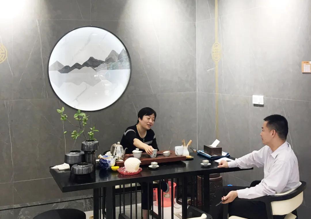 华鹏瓷砖好不好,华鹏陶瓷品牌发展故事