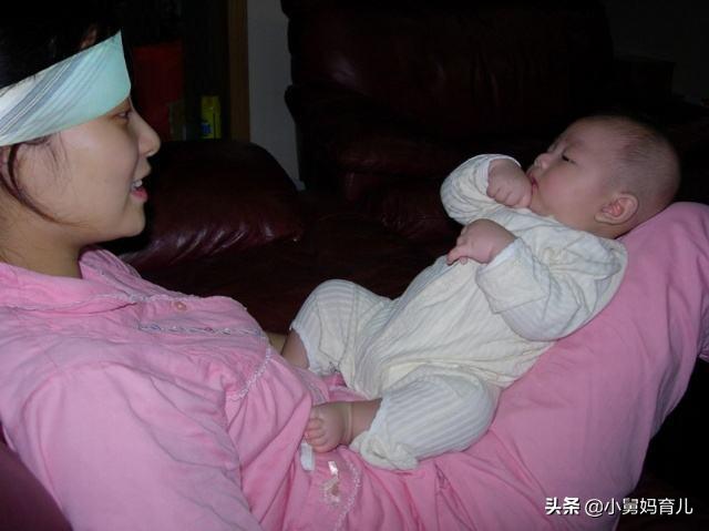 宝宝出生还没开奶怎么办,产后没奶婴儿可以饿多久