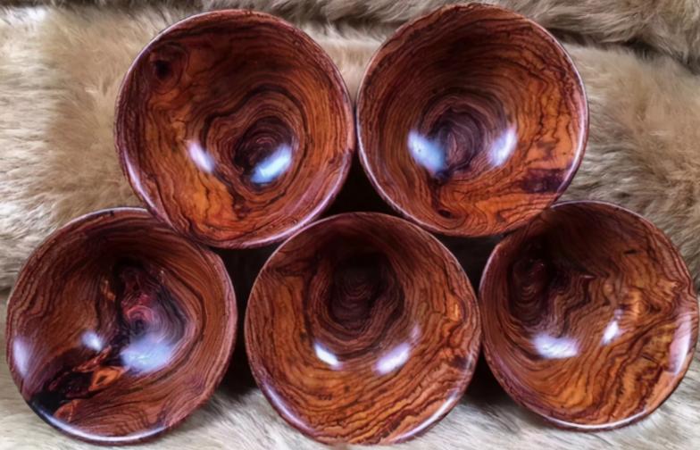 目前买红木家具怎样不踩坑,红木白菜价