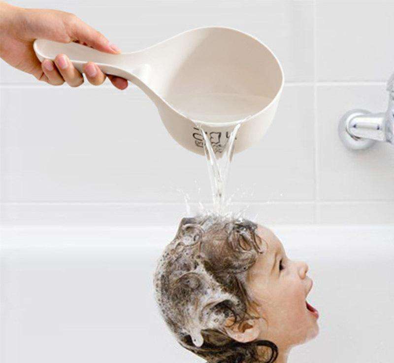 12岁小孩可以用大人的洗发水吗,大人用小孩洗发水会更好吗