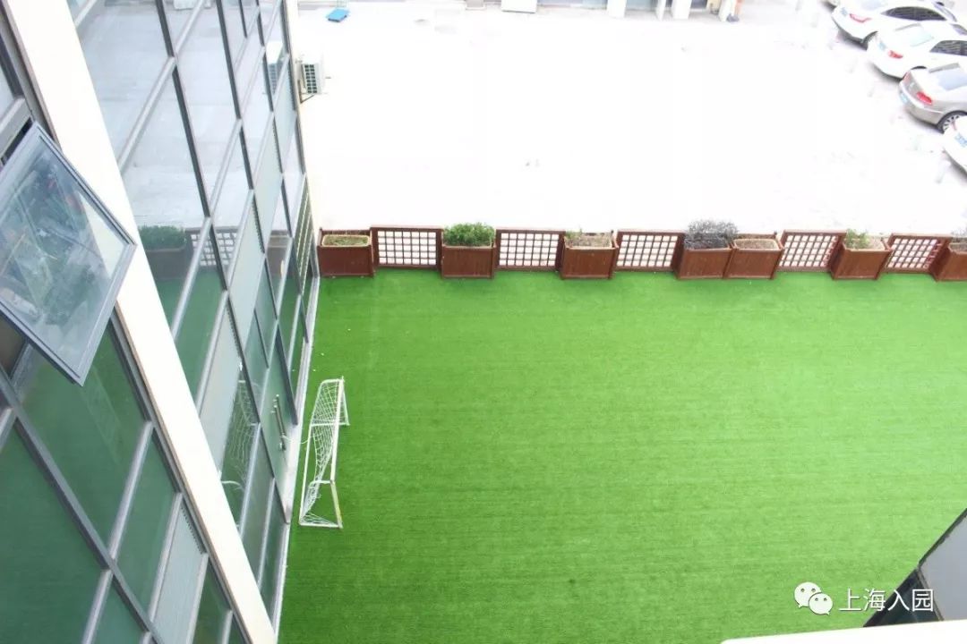 探园|这家幼儿园拥有600平楼顶高尔夫练习场,建校2年口碑超好!