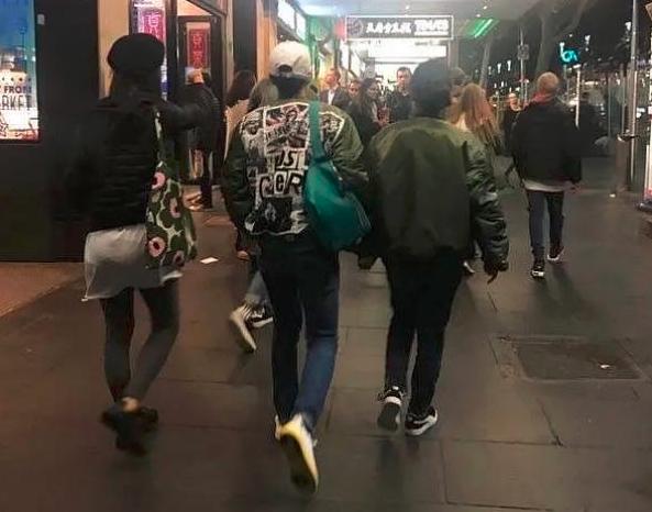 姐弟恋？超越钟丽缇？这位47岁的大姐姐给萧敬腾灌了什么*魂迷**汤