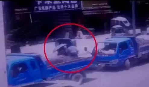 家里黄金首饰卖掉,出售刚买的黄金首饰