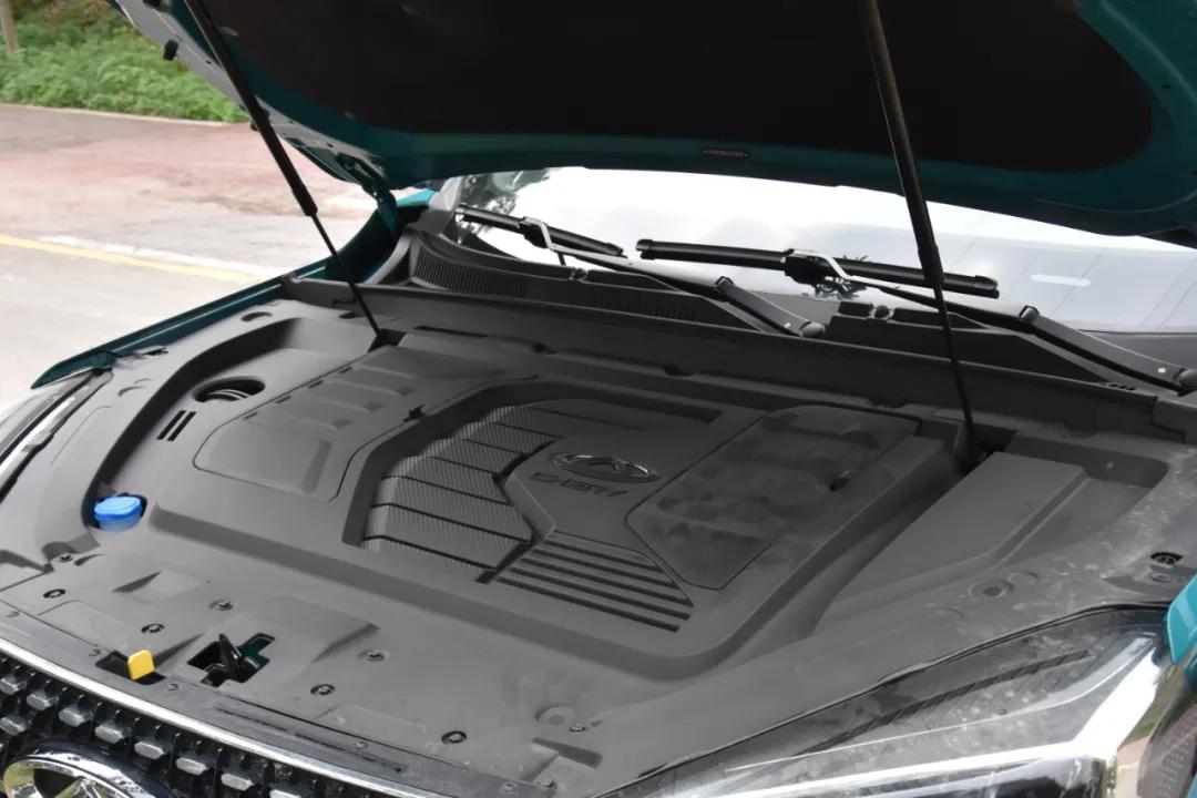 奇瑞瑞虎7plus1.6t豪华版落地价,奇瑞瑞虎72020款1.5tcvt豪华型