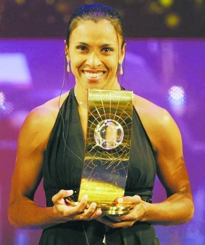 世界足球第一人贝利,贝利是最伟大的球员吗