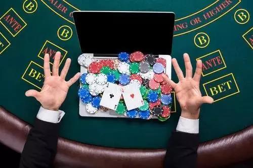 打牌赌博被抓了什么后果,打牌赌博是违法行为吗