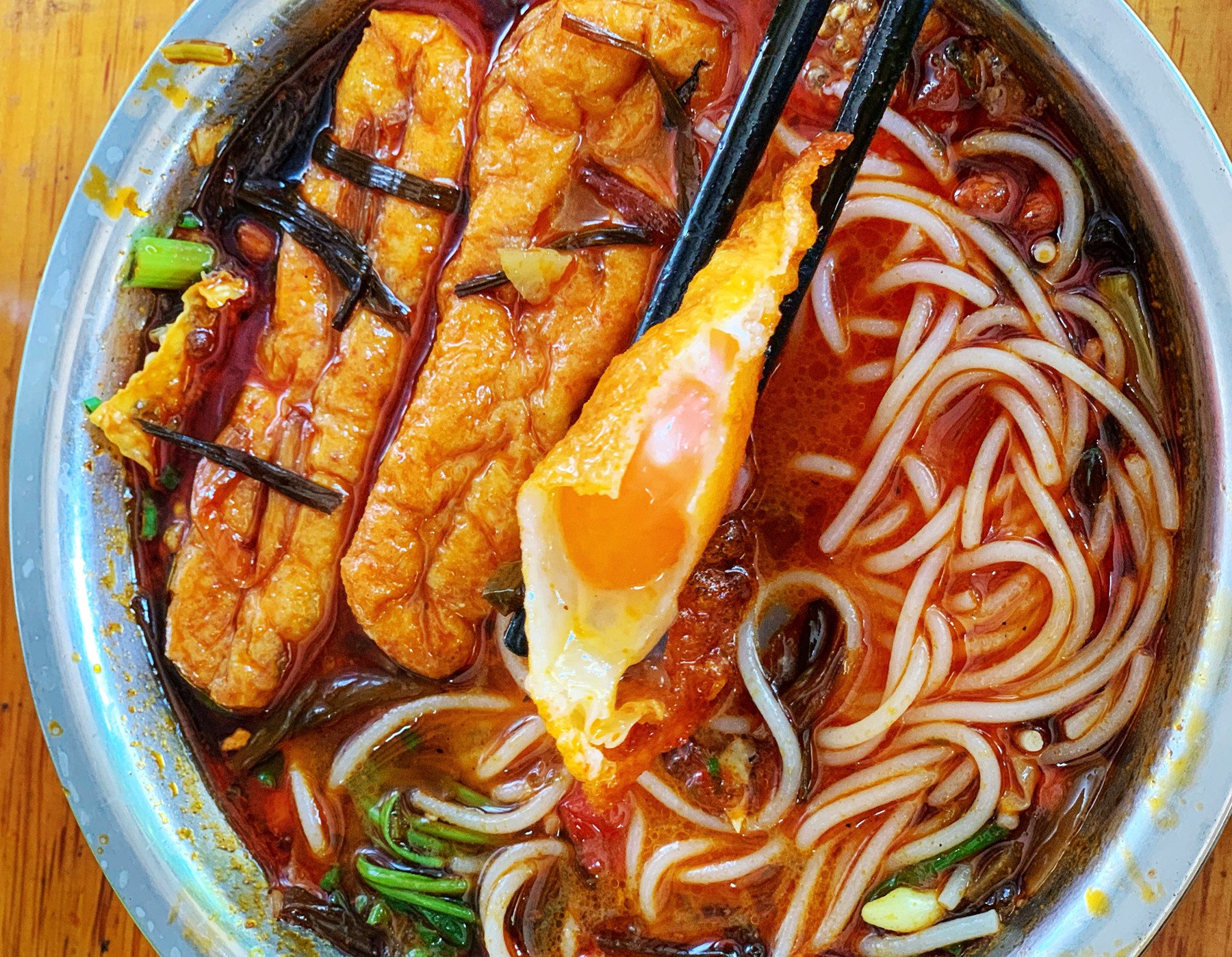 为什么一定要去柳州吃螺蛳粉,去柳州必须吃的螺蛳粉