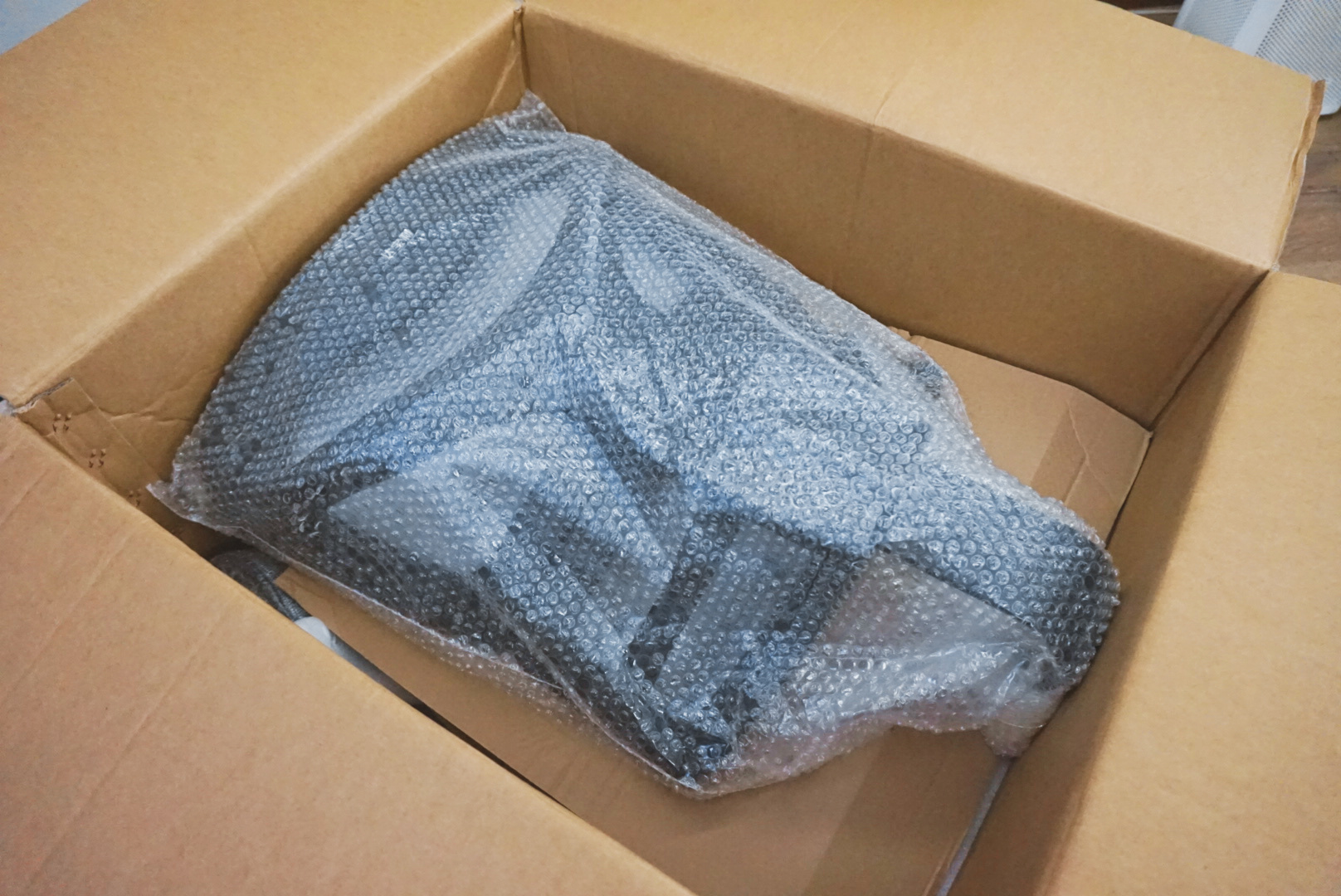 看了老罗推荐的人体工学椅我买了它——达宝利D1人体工学椅评测