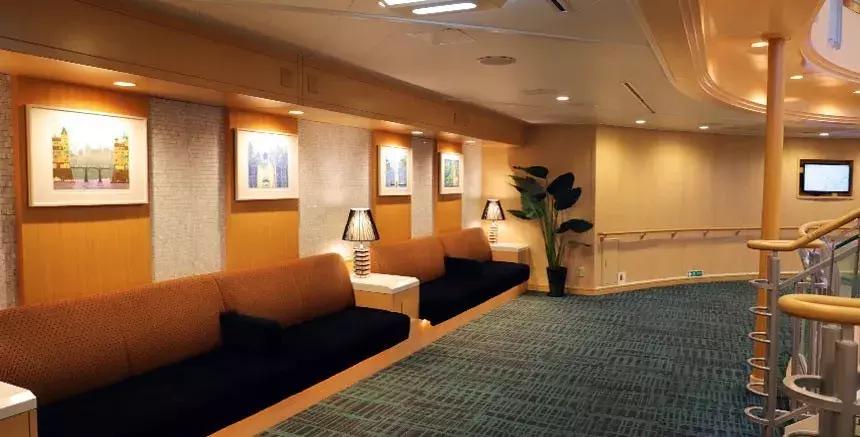 你也许看过许多海景，唯独漏掉了这条王道性价比的豪华海洋之路