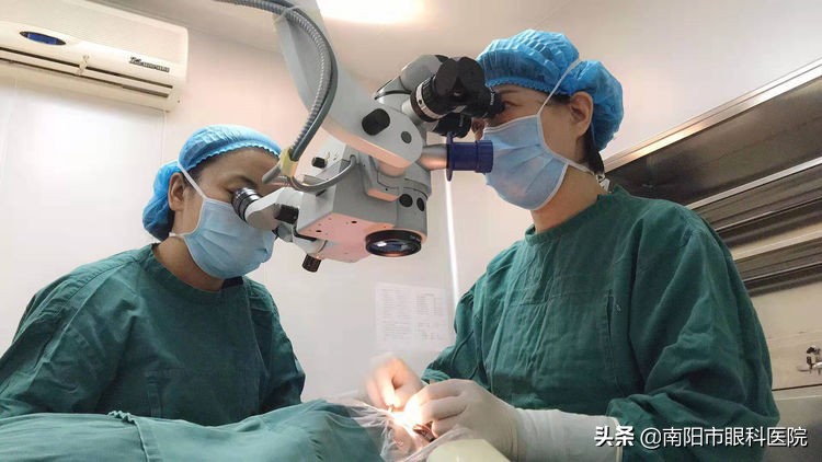 南阳眼科医院牛贺平电话,最权威治疗成人斜弱视眼科医生