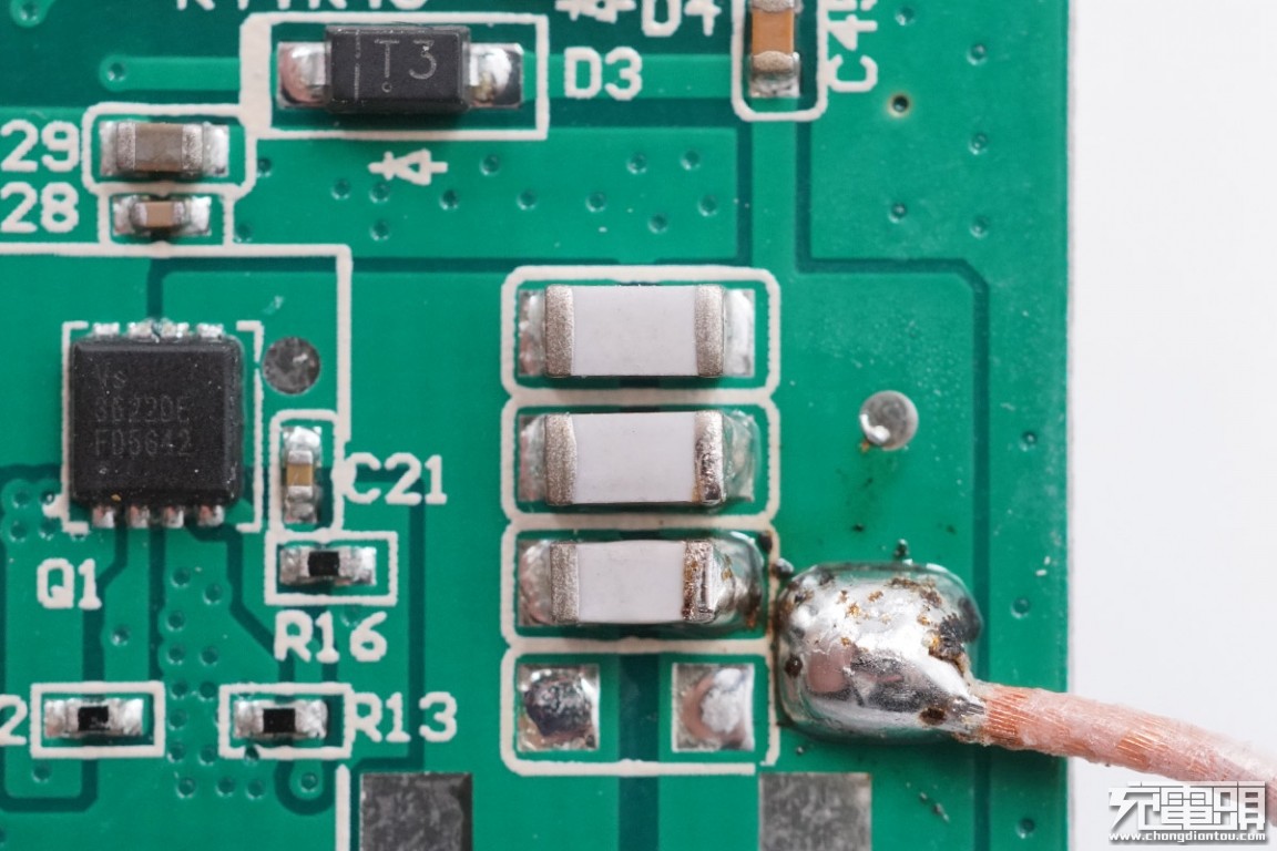 小米智能加热杯垫,小米恒温杯垫拆解测评