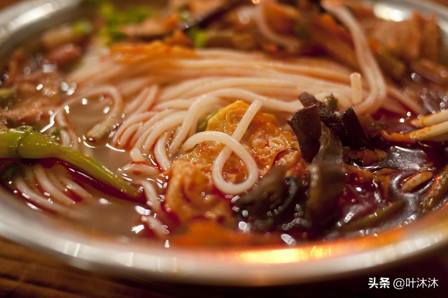 柳州螺蛳粉的正确煮法教程,柳州螺蛳粉的正宗煮法