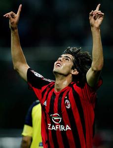 2011卡卡重回圣西罗,圣西罗追风少年