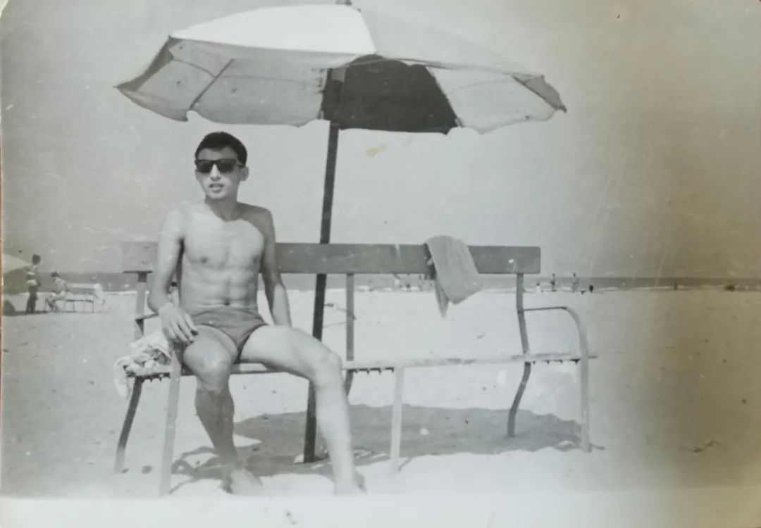 罗登仁小传(一):学艺于北京体育学院,辉煌的军旅足球生涯