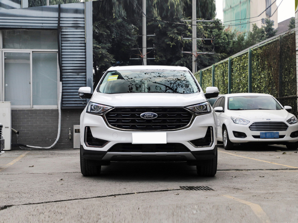 沃尔沃xc60和福特锐界plus哪个好,福特锐界plus2021和昂科威plus