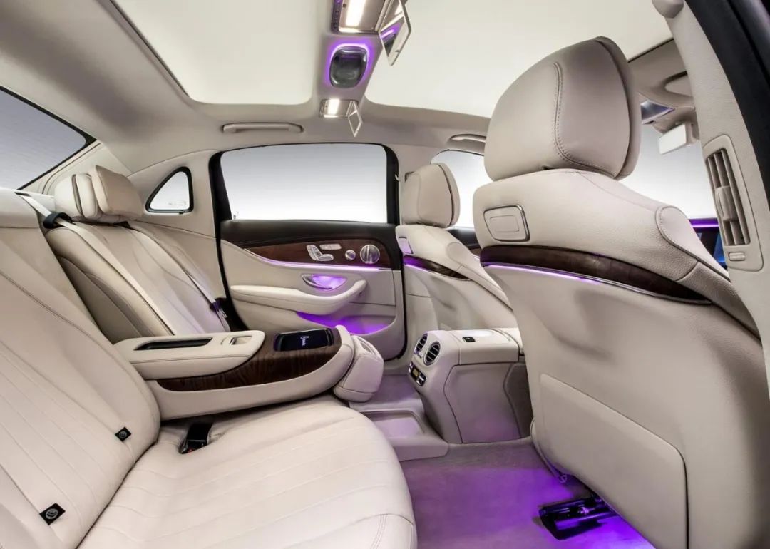 车主评价奔驰威霆驾驶感受,奔驰e300车主谈感受