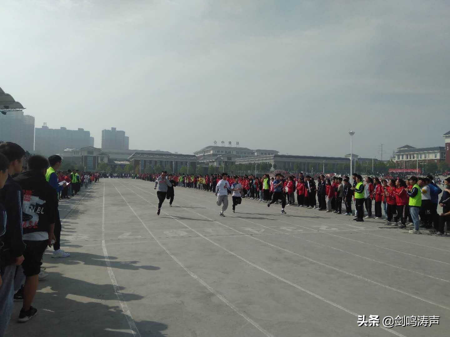 风驰电掣帅气逼人,风驰电掣神威