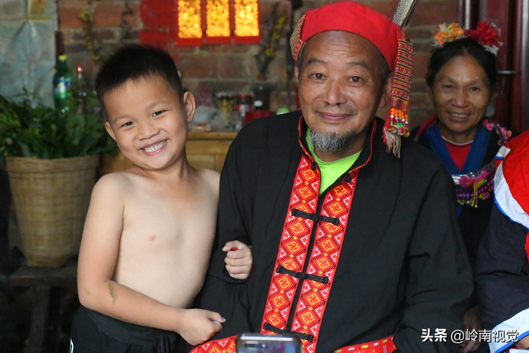 走进大山探访,探访深山医院