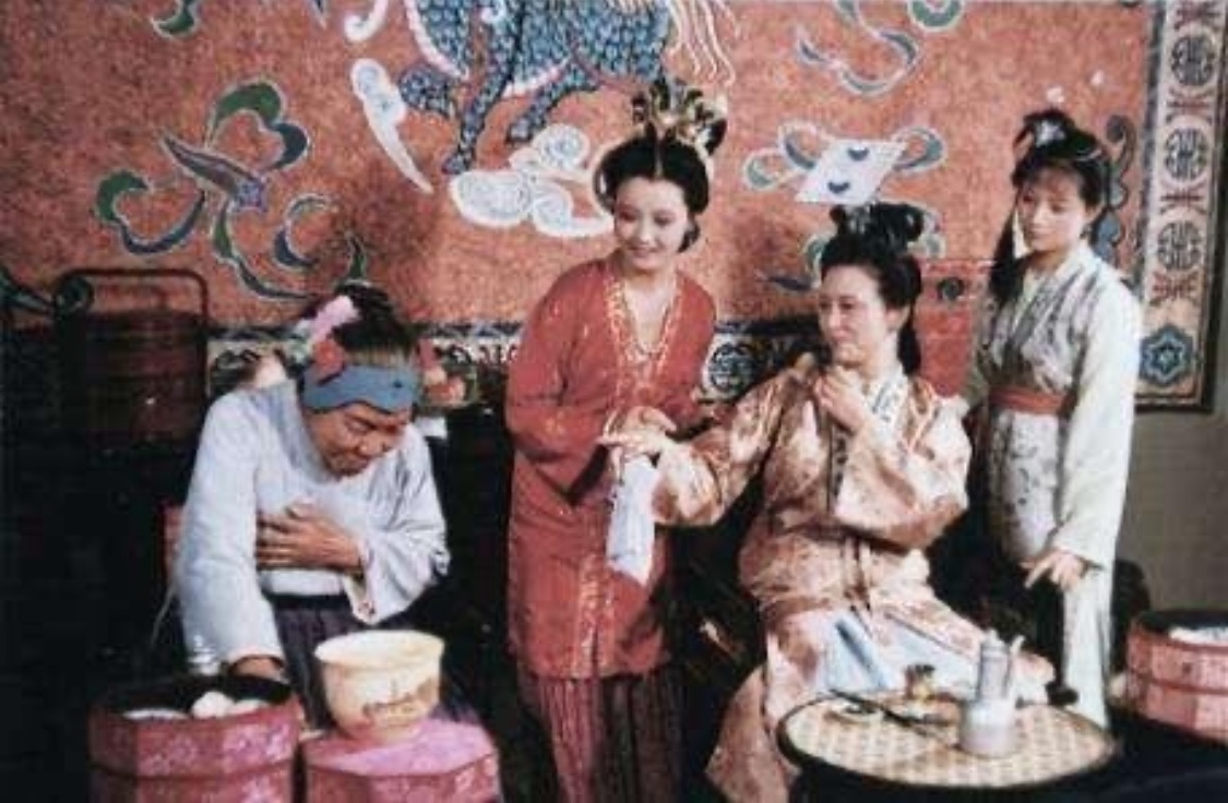 成年人最大心酸就是读懂了刘姥姥,浅谈刘姥姥的高情商