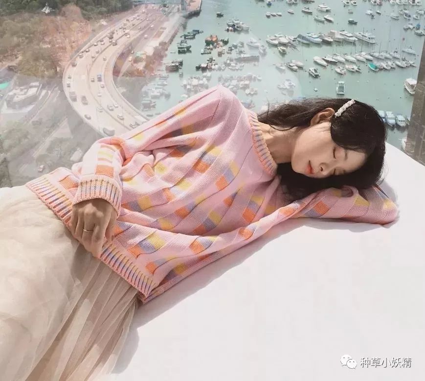 秋季必备软糯条纹毛衣超舒服,秋冬款必备毛衣视频