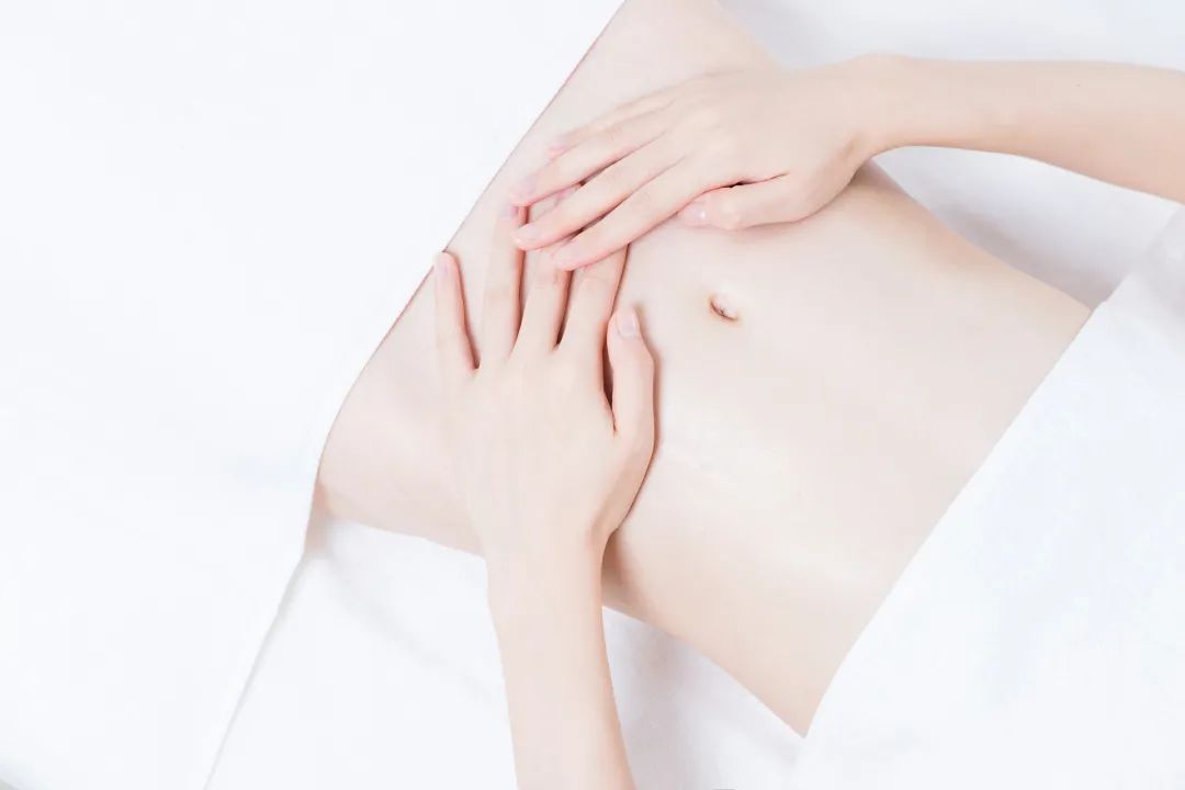 为什么女人生完小孩肚子会变大,为什么女人生完孩子腹部会大