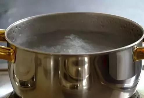 铁锅不锈钢锅不粘锅哪个更好,铁锅不锈钢不粘锅