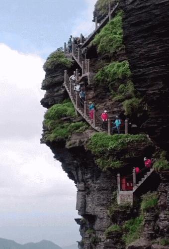 十三座神奇的中国空中古寺,中国这20座令人震撼的古寺