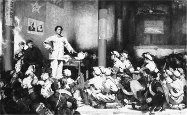 毛主席的旧鞋，鞋匠都不愿意再补：“这鞋都这么破了还补什么？”