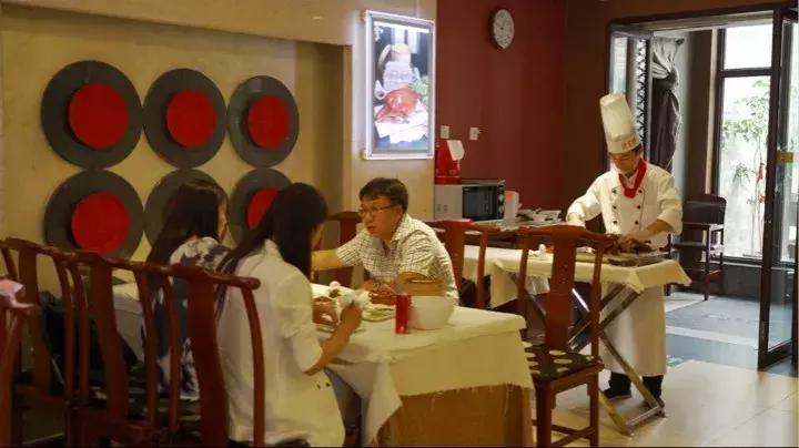 便宜坊烤鸭革新道店,便宜坊烤鸭历史价格