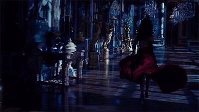 女士怎么穿搭显瘦又显高,不会穿搭的女生这样穿显瘦又显高