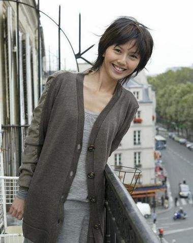 孙燕姿巅峰时期退出歌坛三次,2003年孙燕姿告别演唱会完整版