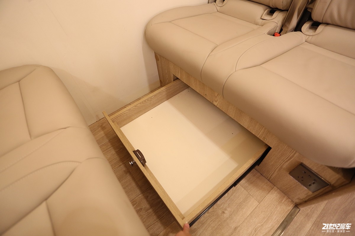 干湿分离淋浴的房车,干湿分离的房车卫生间价格表