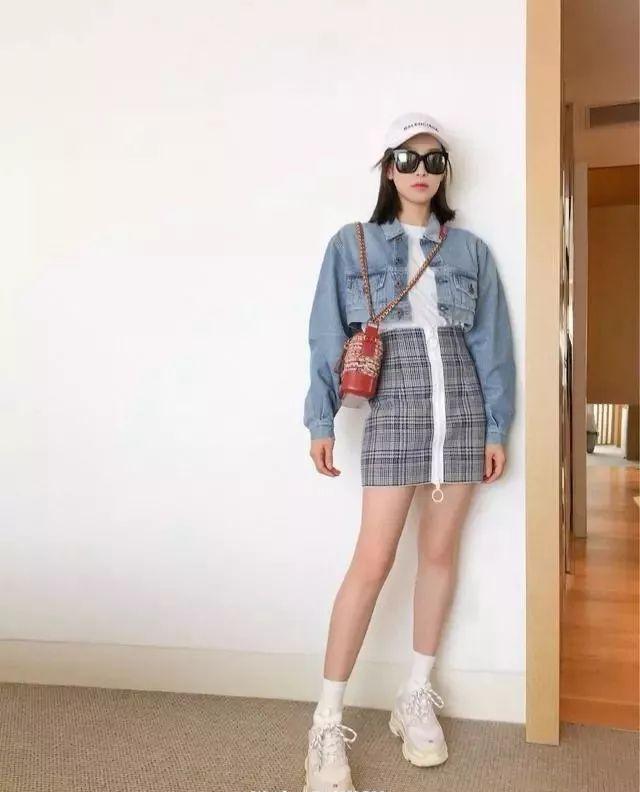 今年春夏穿什么小白鞋好看,好看百搭的小白鞋推荐不撞款