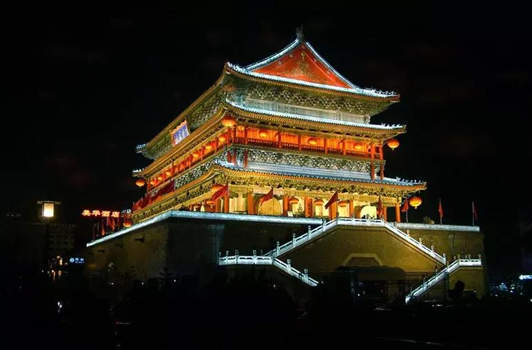 中国的十大古楼,中国旅游十大名楼