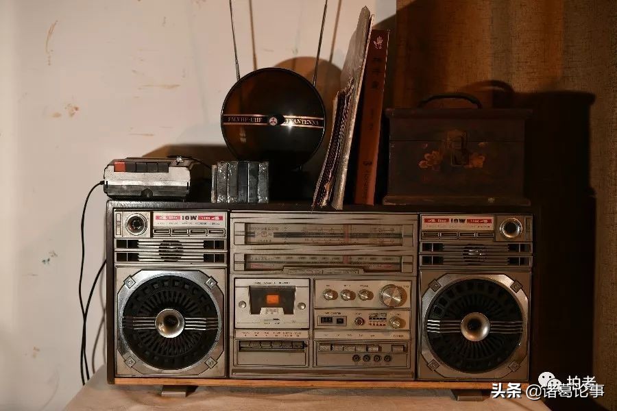 90年代bb机回忆视频,八十年代大哥大bb机