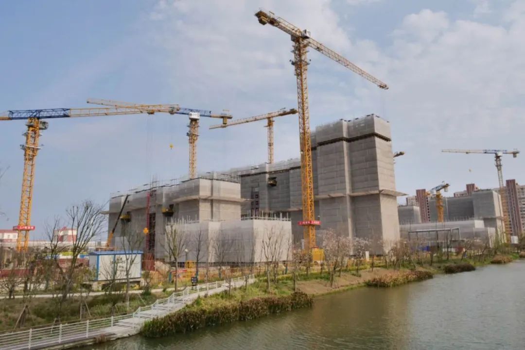 上海地铁18号线浦东站,上海16号地铁周浦站