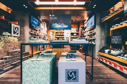 vans开胶砸线,vans的高端支线