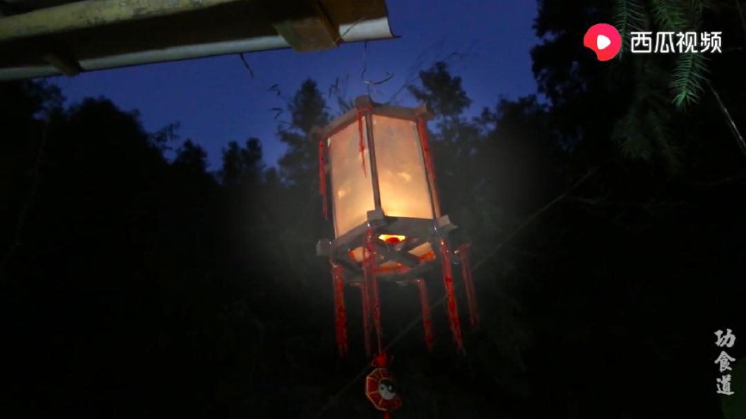 山村老人制作鲁班凳惊艳国外,农村老大爷打造传说中的鲁班凳