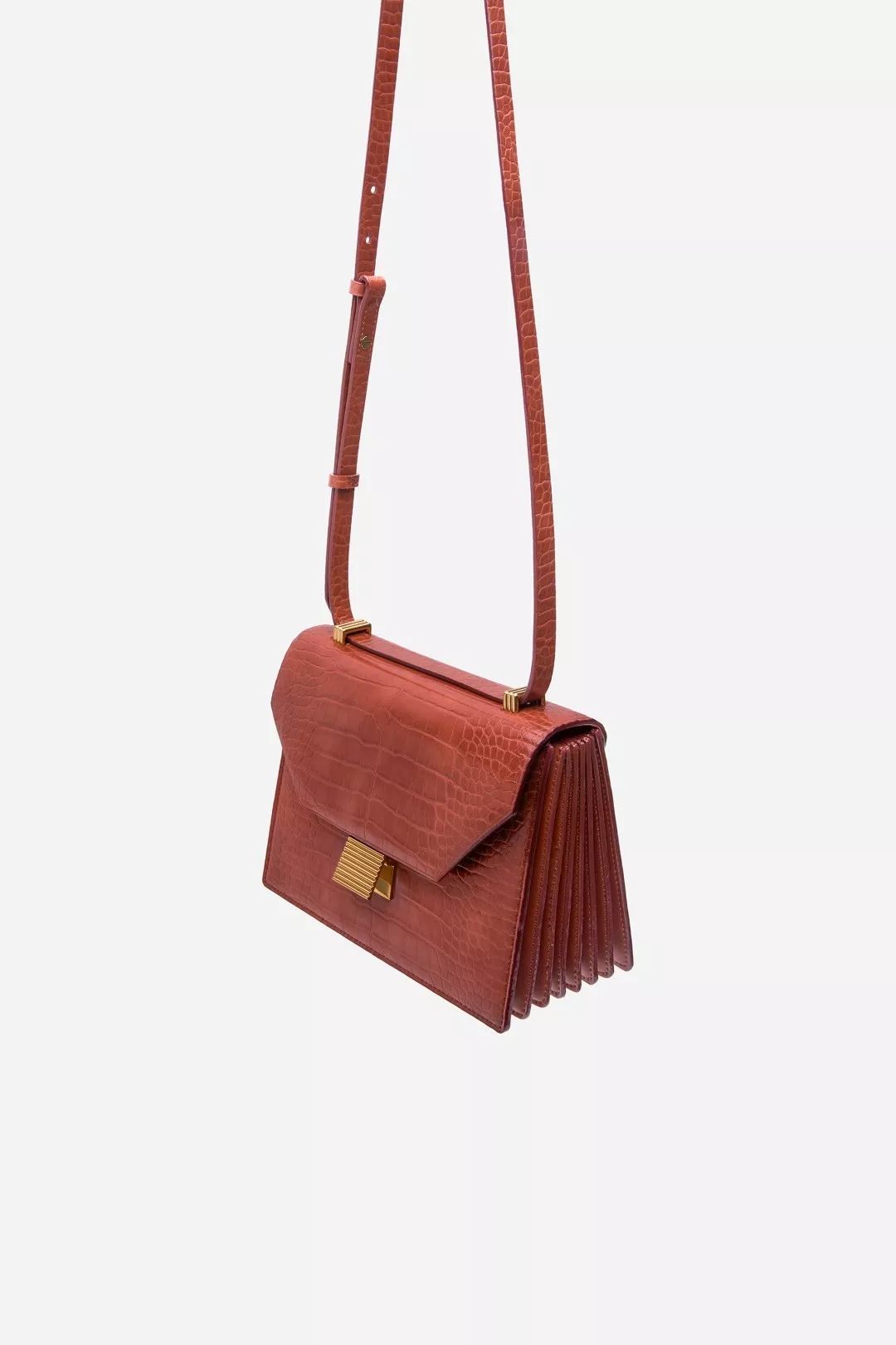 12月份小ck最新款包,小ck包怎么样值得买吗