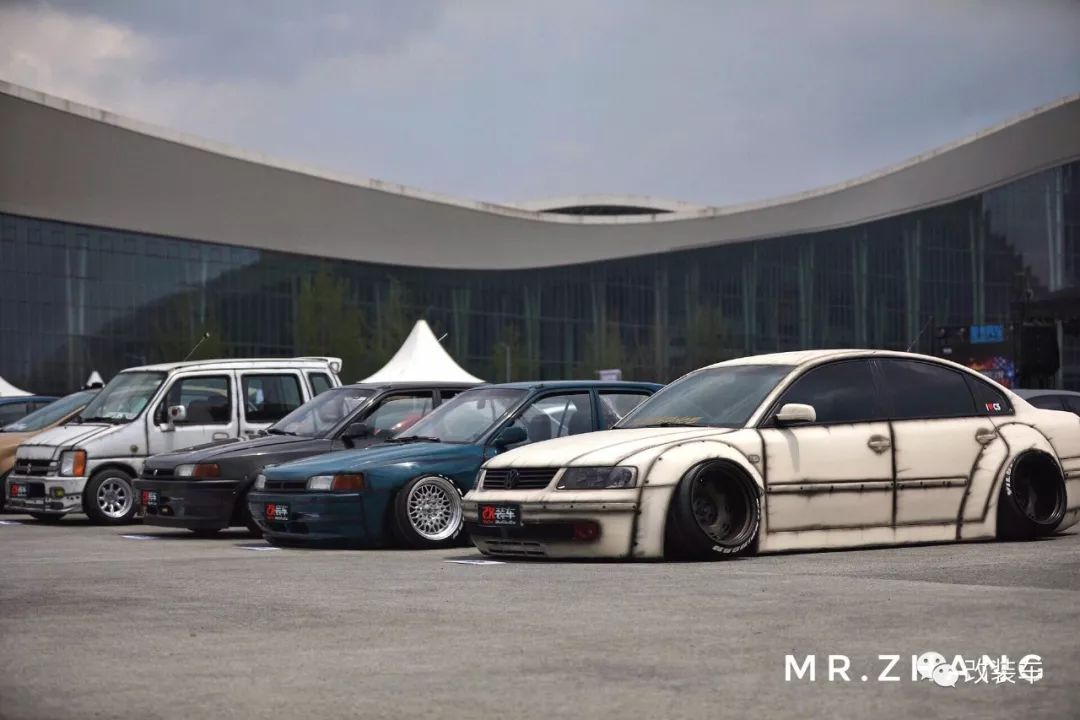 马自达323哪款车最经典,马自达323第三代