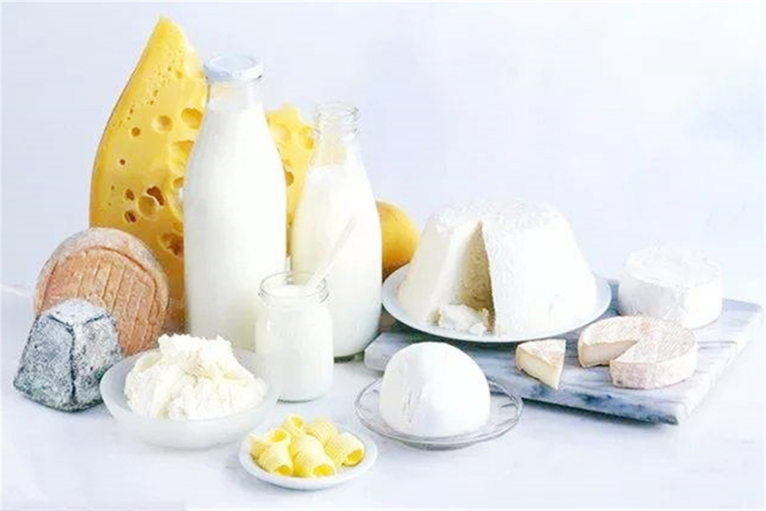 牛奶含哪种成分孕妇不能喝,牛奶饮品适合孕妇喝吗