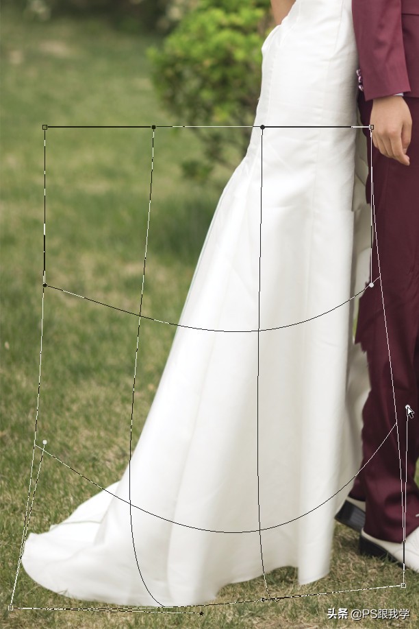 ps怎么把衣服的裙摆变飘逸,ps怎么修飘逸的裙摆