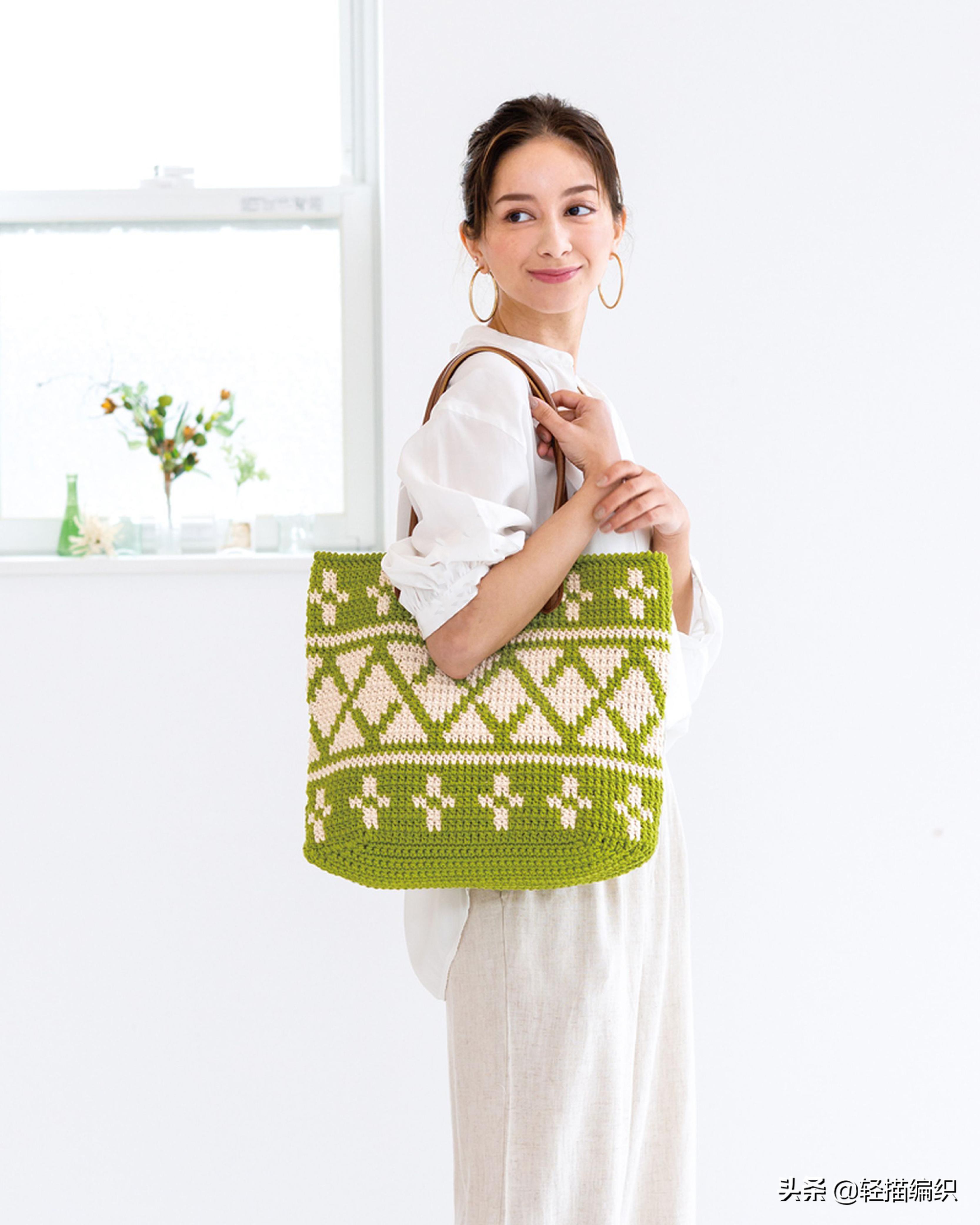双色图案时尚手提包怎么钩,钩织祖母方格手提包简单