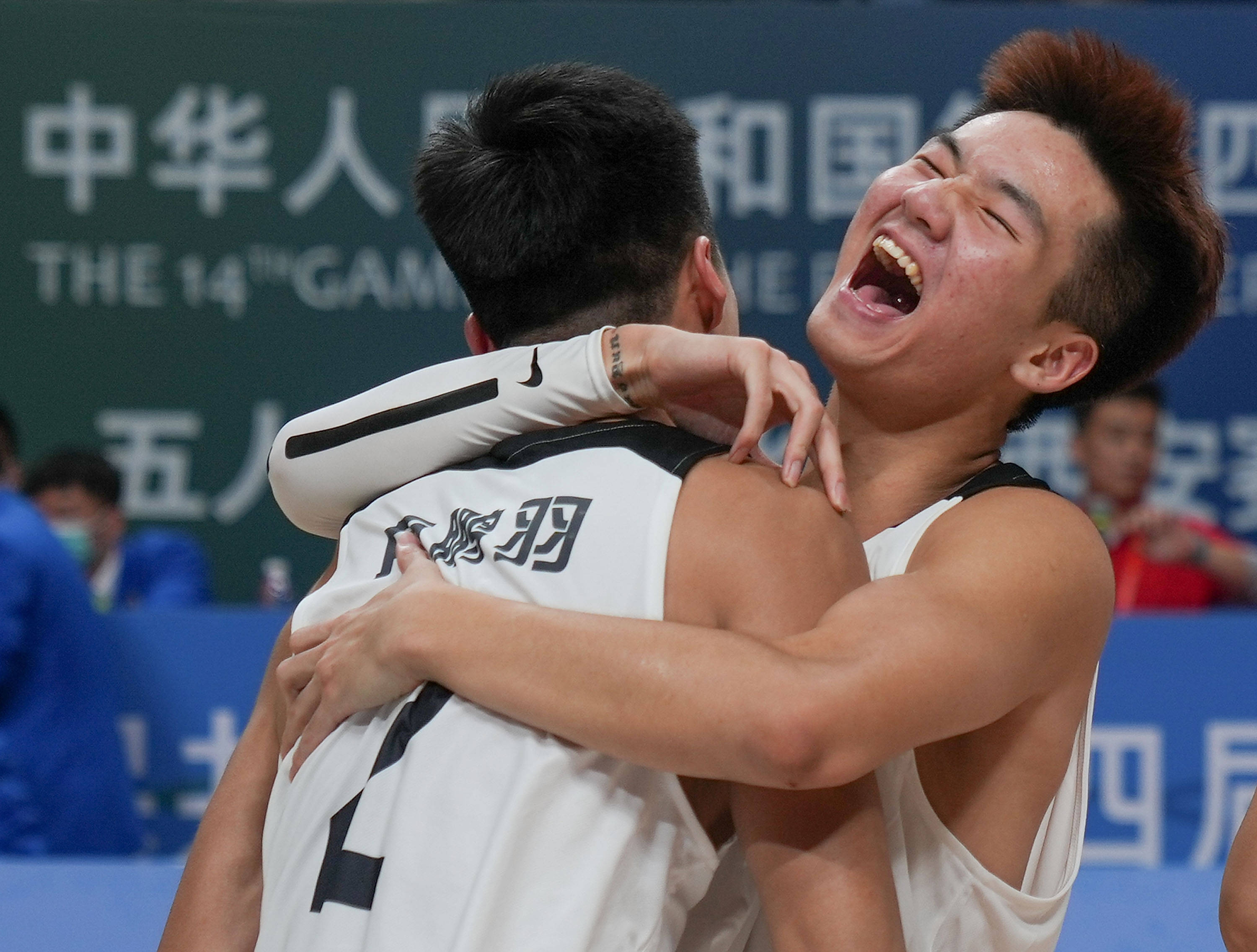 从参赛到夺冠历程回顾,从参赛到夺冠的回顾